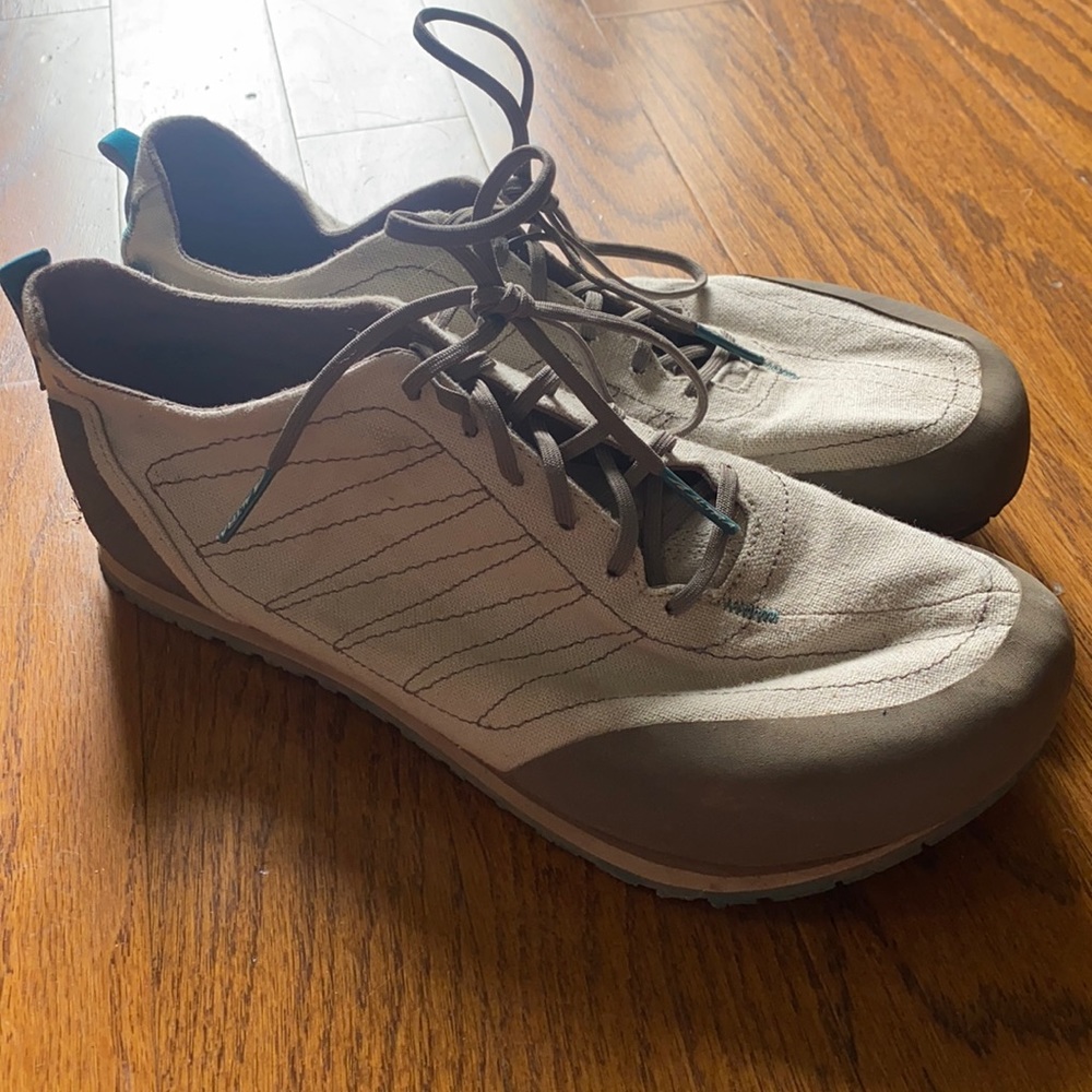 Altra wahweap khaki